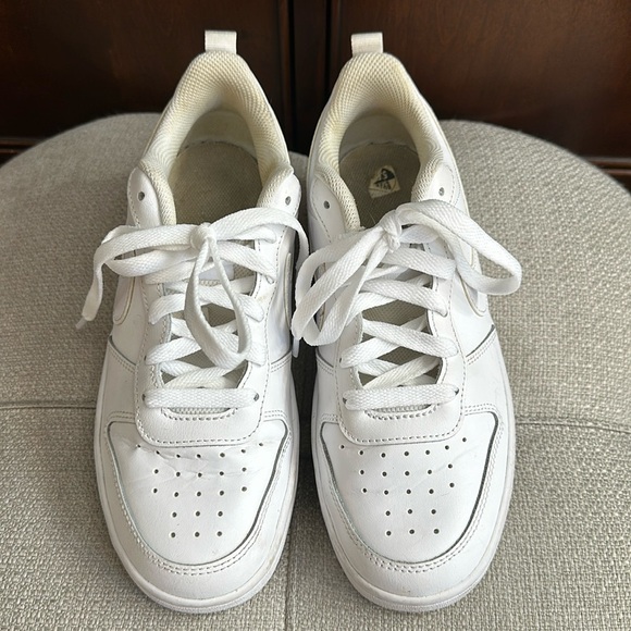 🏃🏻‍♂️ Nike Court Borough Low Recraft 5.5 big kid white tennis shoes sneakers - Picture 4 of 12